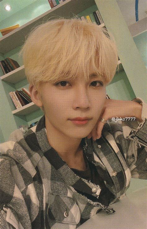 Woozi, Wonwoo, Fnaf Photos, Anime Girl Pink, Jeonghan Seventeen, Boys