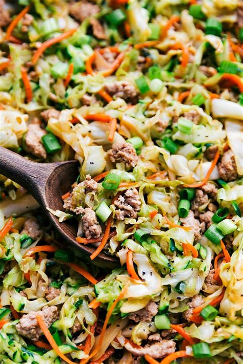 Ground turkey can replace ground beef in many recipes and can taste just as good as its fattier counterpart, provided its prepared correctly. Ground Turkey Recipes {Stir Fry} | Chelsea's Messy Apron