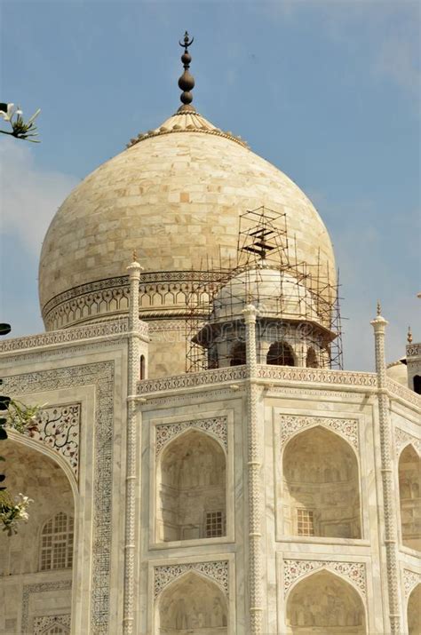 Landmarks Of India Taj Mahal Mausoleum Stock Image Image Of Arch