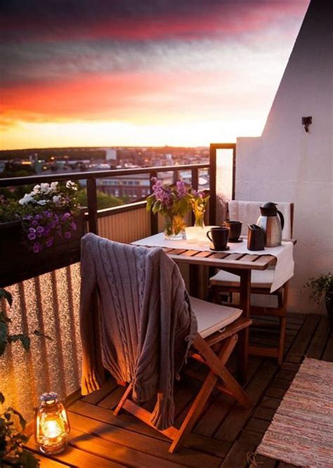 18 Cozy And Romantic Balcony Ideas House Design And Decor