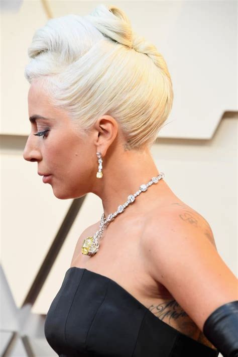 Lady Gaga Wears 128 Carat Yellow Tiffany Diamond Necklace To 2019 Oscars Diamond Necklace