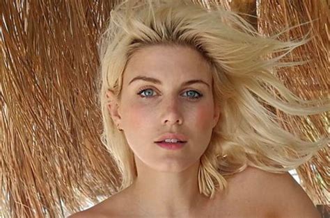 Ashley James Instagram Made In Chelsea Star Lets Boobs