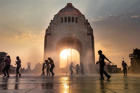El último rayo de sol se verá hasta las 20:18 horas. Clima para la CDMX y el Valle de México viernes 3 de abril ...
