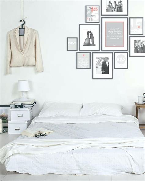 Chic bedrooms with mattresses on the floor hgtv. Minimalist Memory Foam Mattress on the Floor: Bedroom ...