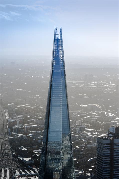 9 Buildings You Need To Know By Renzo Piano London Buildings Renzo