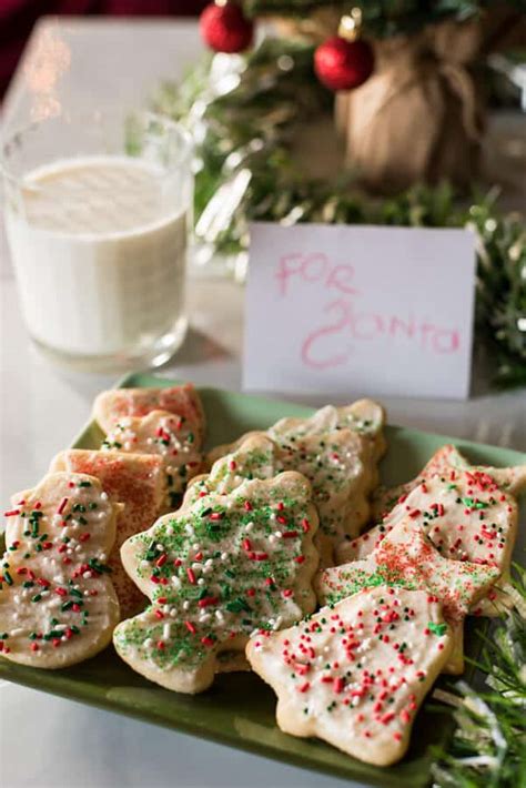 These tender polish pierniki christmas cookies are a holiday favorite. Nana's Anise Pierniki (Polish Christmas Cookies) • The Crumby Kitchen