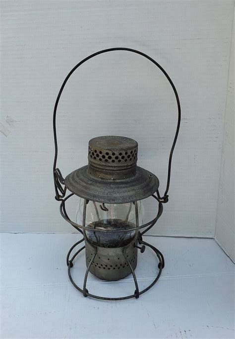 vintage handlan st louis railroad lantern with erie railroad clear globe embossed e r r