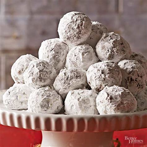 Better homes and gardens focuses on interests regarding homes, cooking, gardening, crafts, healthy living, decorating, and entertaining. Christmas Cookie Recipes - Cookie Exchange Favorites | Better Homes & Gardens