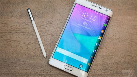 The Galaxy Note Edge Is A Flagship Phone With An Entirely New Kind Of