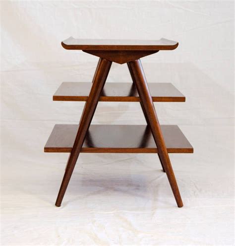 Mid Century American Of Martinsville Magazine End Table At 1stdibs