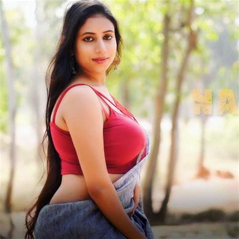 Sensational Bengali Model Nandini Nayek Amazing Photos ~ Facts N