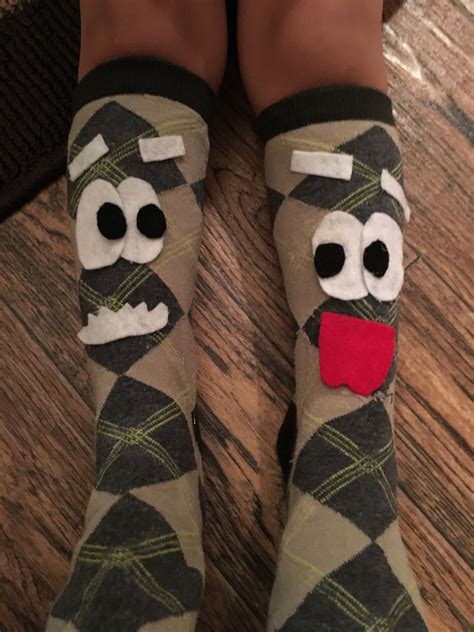 Crazy Socks Day For School Dr Seuss Fox In Socks Diy Socks Easy Homemade Socks No Sew