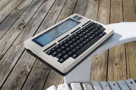 Tandy Trs 80 Model 100 Computer — Mass Made Soul