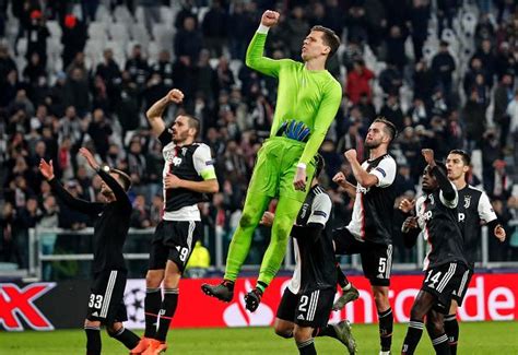 Polski piłkarz występujący na pozycji bramkarza we włoskim klubie as roma. WOJCIECH SZCZĘSNY - WZROST, WAGA, WIEK Sport