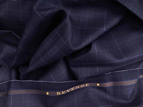 Worsted Wool Suiting Fabric Guide — Gentlemans Gazette