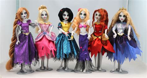 Once Upon A Zombie Princess Dolls Disney Princess Zombie Zombie Disney