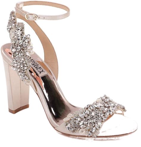 Pin By Fashmates Social Styling And S On Products Wedding Shoes