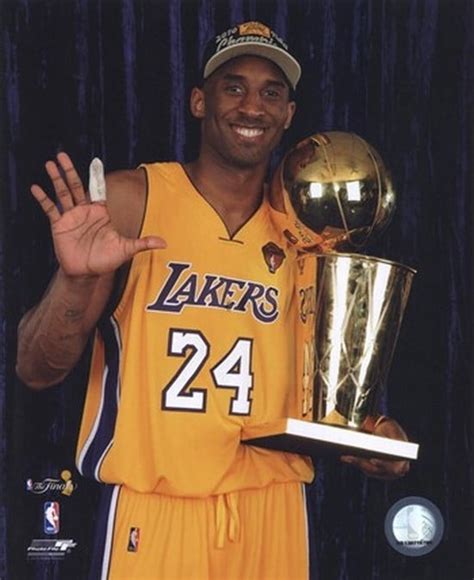 Kobe Bryant 2010 Nba Finals Game 7 Championship Trophy5 Fingers In
