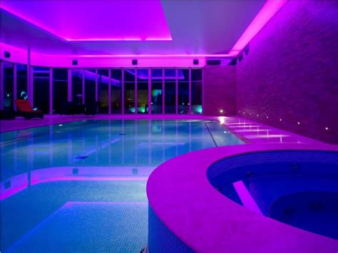 21 Beautiful Swimming Pool Lighting Ideas Swimming Pool Lights Pool