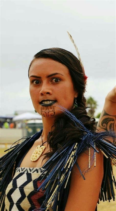 Pin By Pemasa Poasa On Polynesian Ink Maori Tattoo Maori People Maori