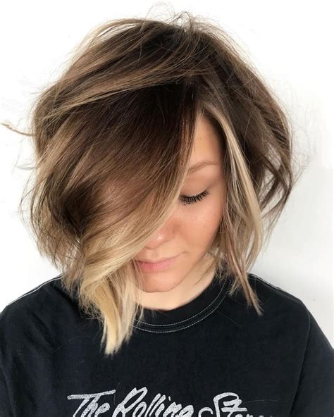 Subtle Face Framing Balayage For Brown Hair Brown Hair With Highlights