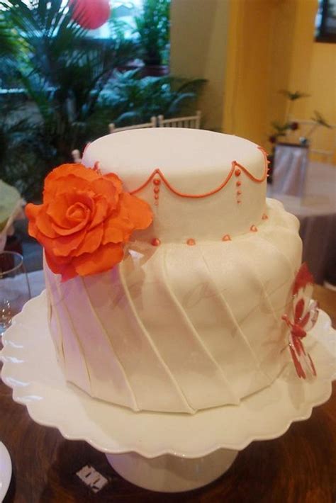 Pleated Wedding Cake Decorated Cake By Julie Manundo Cakesdecor