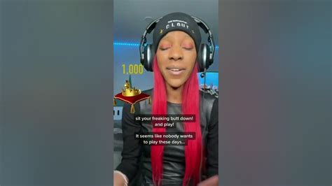 Clout Girl Gives Advice On How To Get 1000 Crowned Wins In Fortnite