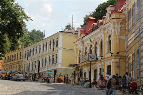 KIEV, UKRAINE: CITY OF GOLDEN DOMES AND GREEN PARKS - Living in Montenegro :)