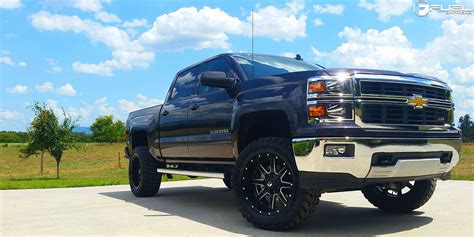 Chevrolet Silverado 1500 W 20x10 Fuel Maverick D538 Wheels