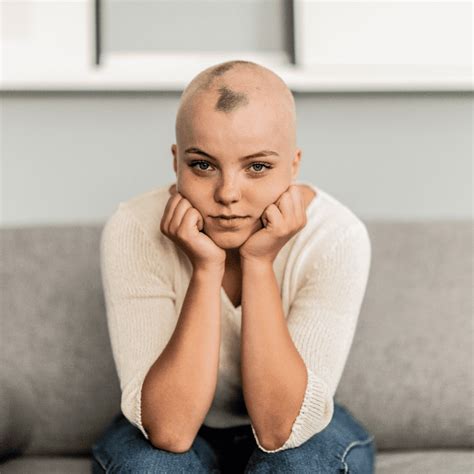 9 Positive Affirmations For People With Alopecia To Use
