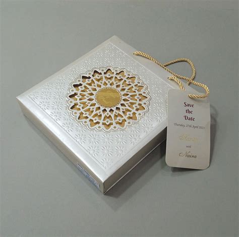 Royal And Exclusive Luxury Boxed Wedding Invitation Card 2756gm Jimit