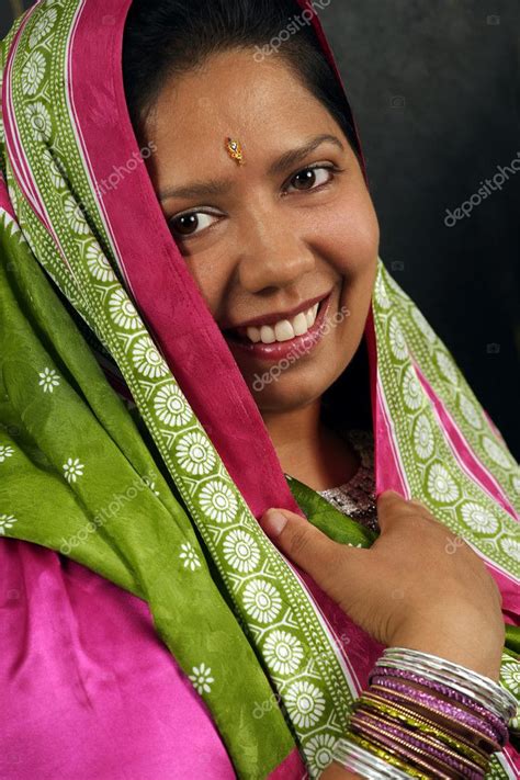 East Indian Woman — Stock Photo © Sumners 3248017