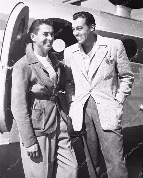 Candid Hollywood Tyrone Power Cesar Romero And Airplane 3611 34
