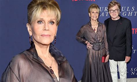 Jane Fonda Is Joined By Robert Redford At Movie Premiere Daily Mail