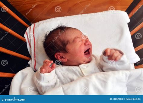 Newborn Baby Screaming Stock Photo Image Of Healthy 41857580
