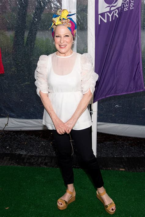 Bette Midler Hosts The New York Restoration Projects Annual Spring Picnic Vogue