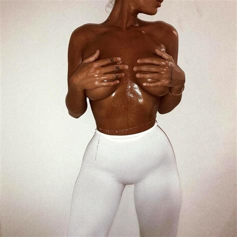 Niykee Heaton Nude Photos — Surgery Made Her Ass Perfect