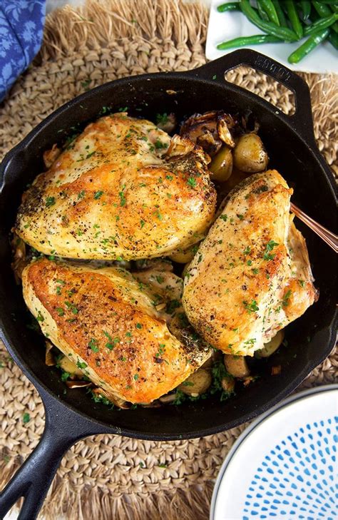 Quick and easy cast iron skillet chicken breast recipe with potatoes and leeks is a one pot dinner fit for your weekly meal plan! Cast Iron Skillet Chicken Breast Recipe - The Suburban Soapbox