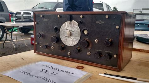 Hamvention Find: Rare Hallicrafters SX-11 | The SWLing Post
