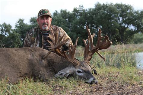 Texas Whitetail Deer Hunts Whitetail Deer Hunts In Texas Lazy Ck Ranch