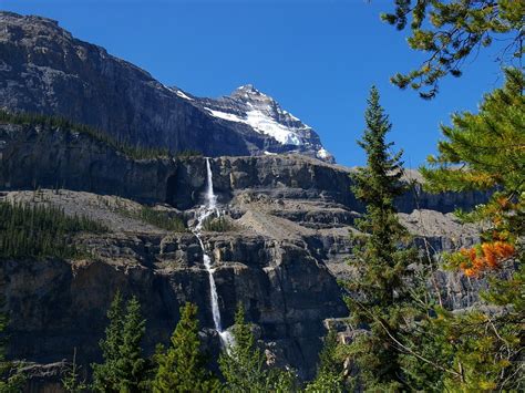 Скачать обои горы природа парк скала канада разрешение 1400x1050 68456