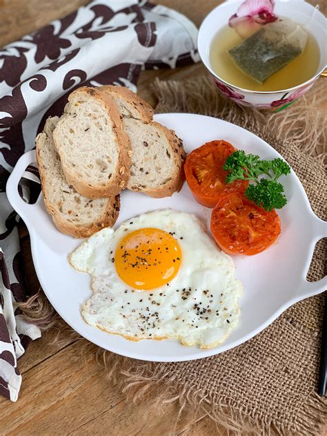 Fried Egg Recipe Sunny Side Up By Archanas Kitchen
