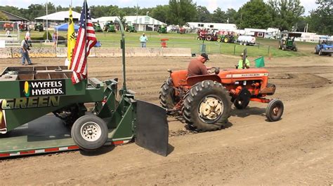 D17 Allis Tractor Pull Youtube