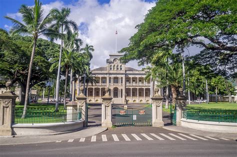 Iolani Palace In Honolulu The Only True Royal Palace In The Usa Go