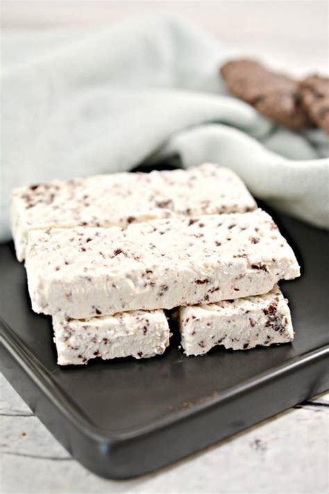 Green & black’s, endangered species and equal exchange were all very close and may be preferred by some people for their unique qualities. Keto Candy! BEST Low Carb Keto Cookies And Cream Candy