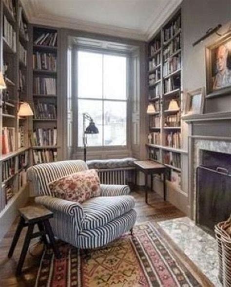 10 Small Reading Room Ideas