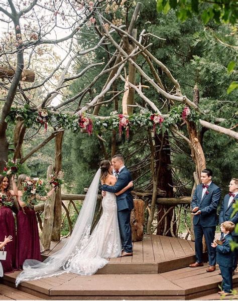 14 Magical Forest Wedding Decor Ideas The Glossychic In 2020 Forest