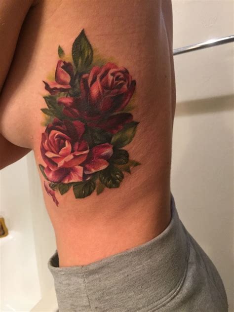 Girly Tattoos All Tattoos Flower Tattoos Tattos Side Boob Tattoo Tattoo Spots Rose Tattoos