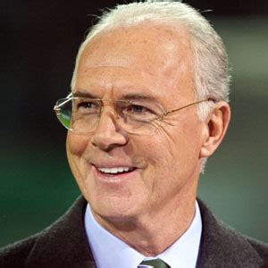 Da franz beckenbauer jedoch keinen trainerschein besaß, war franz beckenbauer offiziell teamchef. Franz Beckenbauer bientôt papa (février 2021) - 58% ne ...