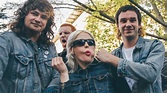 Album Review: Amyl And The Sniffers – Amyl And The Sniffers — Kerrang!